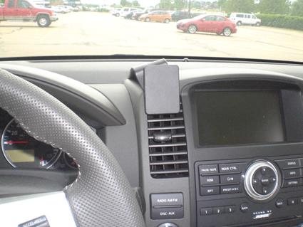 Proclip для Nissan Pathfinder 08-12г. центр с GPS экраном [854658]